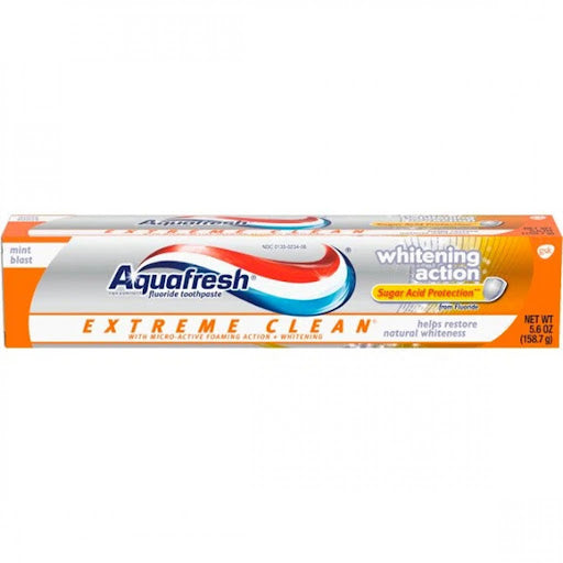 Aquafresh Extreme Clean Whitening Action Mint Blast 5.6oz